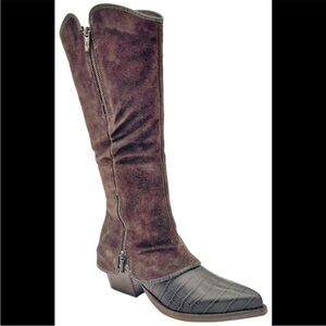 NEW Donald Pliner Women Kaydence Dark Brown Suede Zip Up Boot in Black Size 8 M